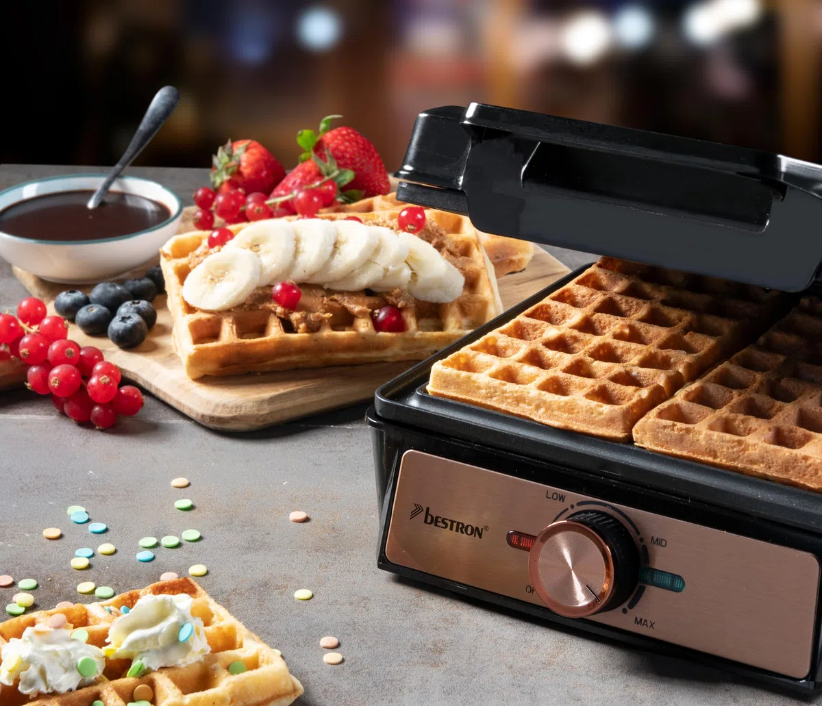 Bestron AWM100CO - Piastra per waffle, in acciaio