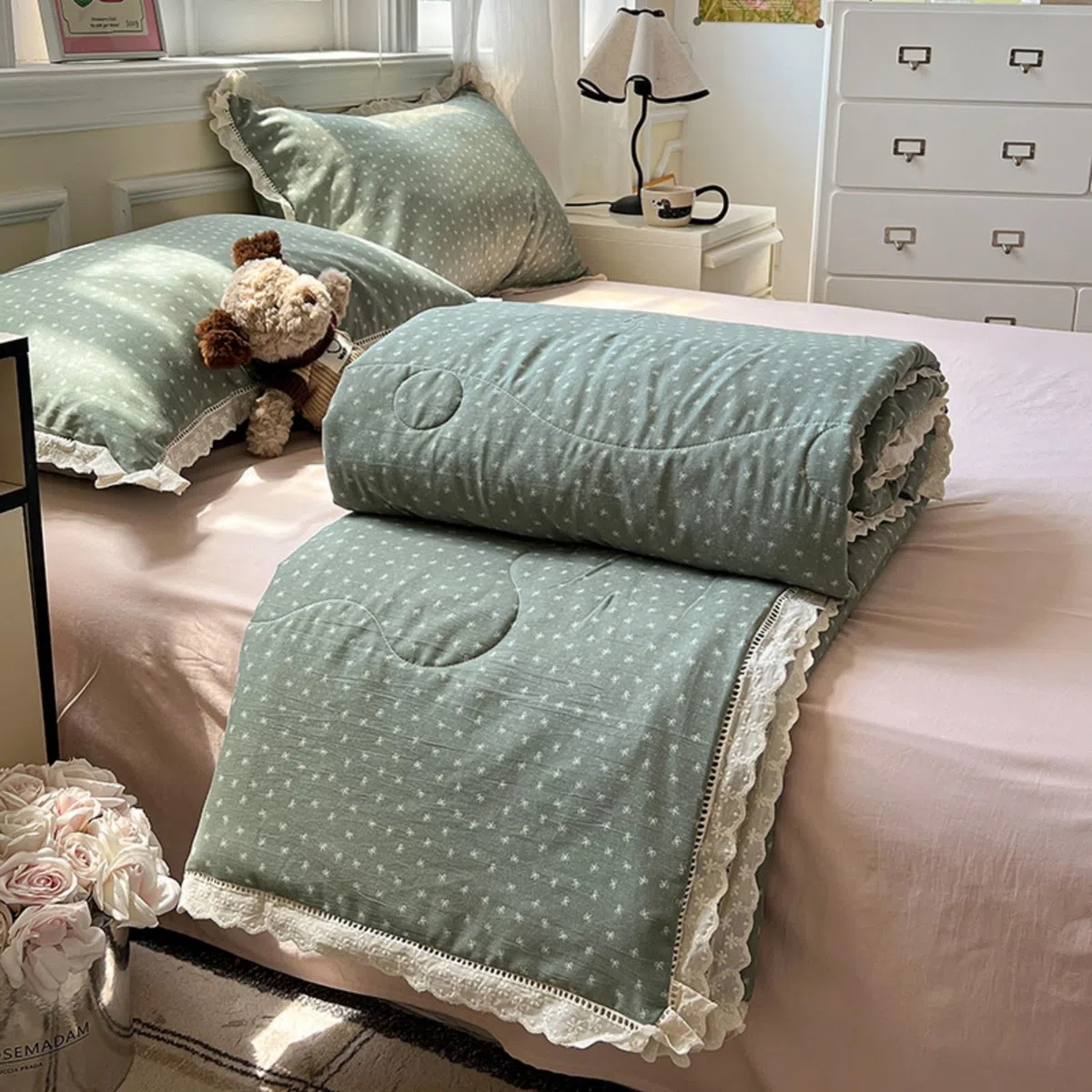 Odot Trapunta Piumino Estivo Reversibile, 4,5 Tog Cotone Trapuntino Copriletto Leggera Primaverile Coperta Trapuntatura Morbido per Letto Matrimoniale (Pois verde salvia,200 * 230cm)