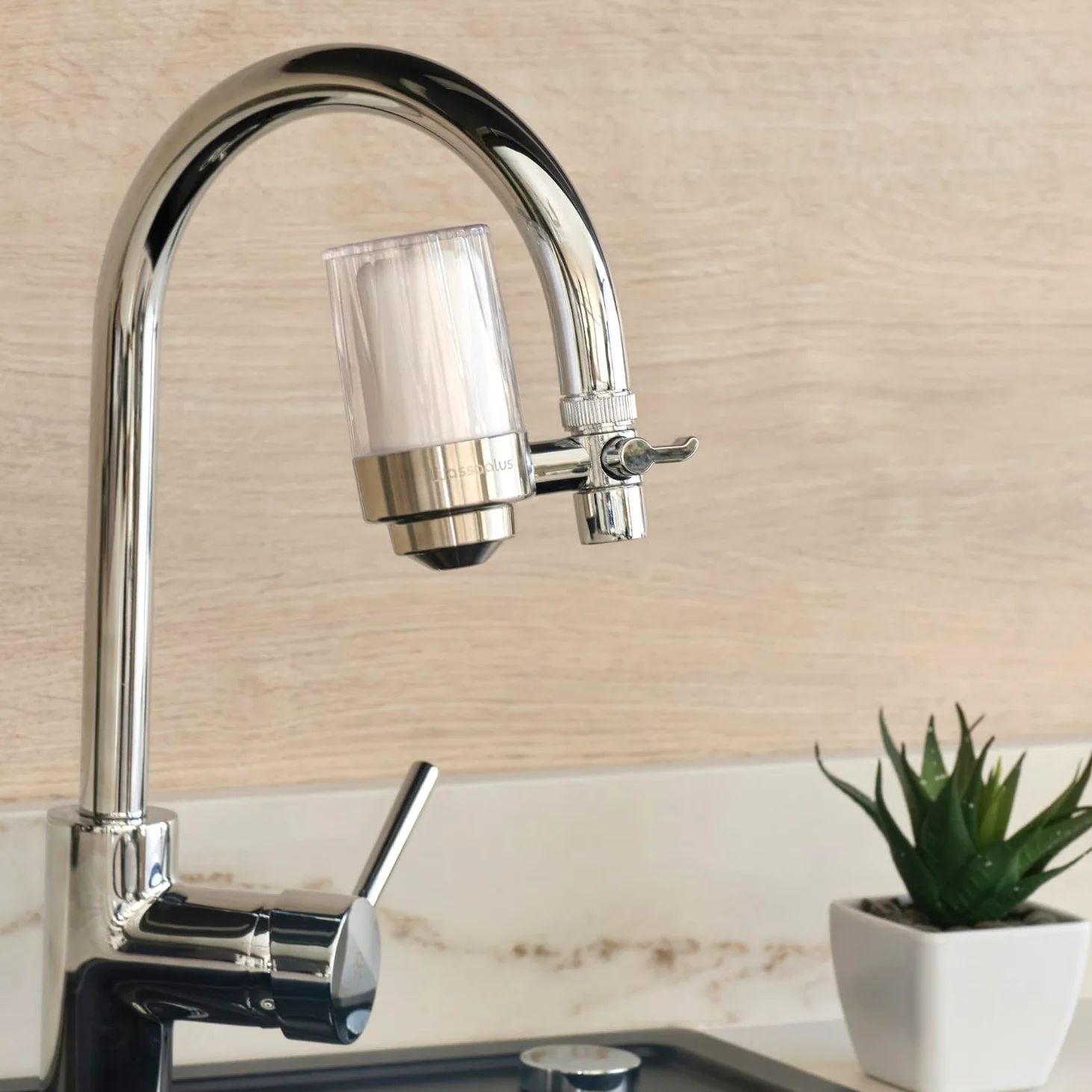 Super Core: Filtro per rubinetto in acciaio inox – Purificatore d'acqua ecologico – Rimuove cloro, batteri, ossido, microplastiche e migliora il gusto dell'acqua
