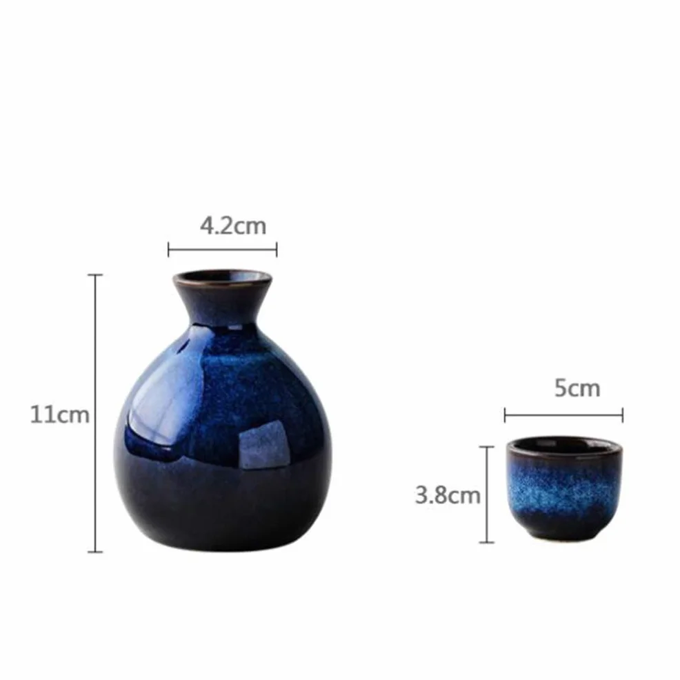 Lurrose Il set di sake giapponese in ceramica include 1 bottiglia di Tokkuri e 4 tazze di Ochoko per tazza di tè tradizionale di sake caldo o freddo