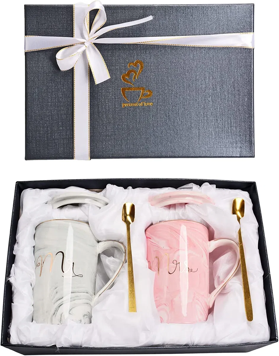 Atoke Mr and Mrs Tazze di Ceramica con Coperchio e Cucchiaio,14 oz Tazze Grandi Tazza di Ceramica per San Valentino,Coppia Sposa Sposo Anniversario Nozze Natale Compleanno Regalo