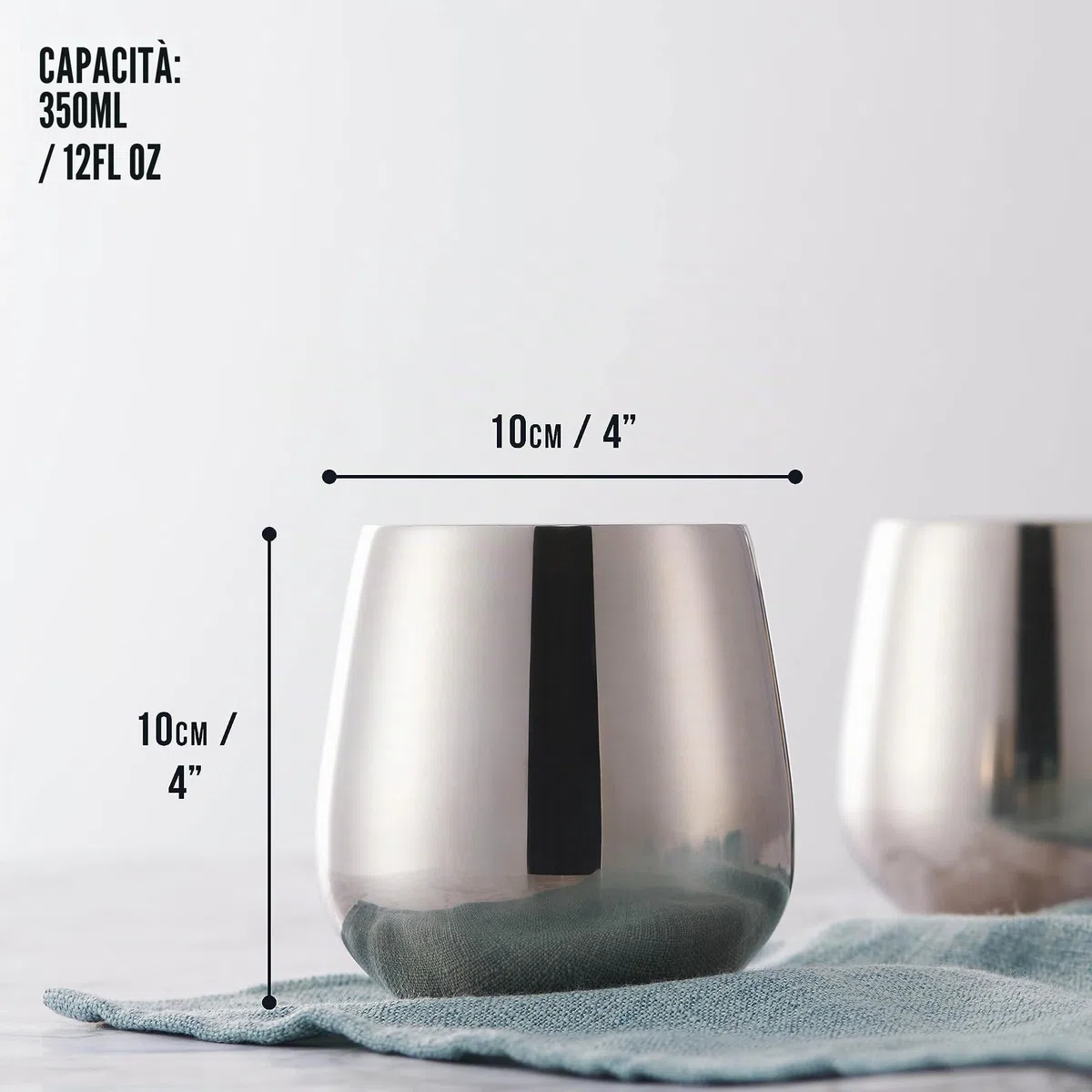 Oak & Steel - Set di 4 Bicchieri da Vino in Acciaio Inossidabile con Cannucce: Durevoli, Infrangibili e Ideali per Mantenere il Vino Freddo - Presentati in una Confezione Regalo dal Design Raffinato