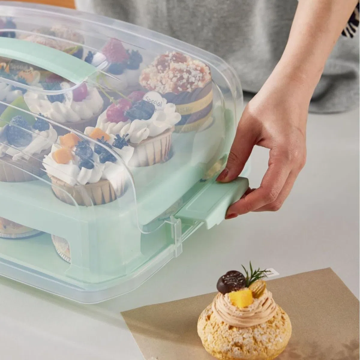 Contenitore per cupcake, contenitore per torte, organizer per alimenti, contenitore a 2 ripiani, pratico organizer adatto per muffin, torte, ideale per matrimoni, compleanni, feste, Natale, casa