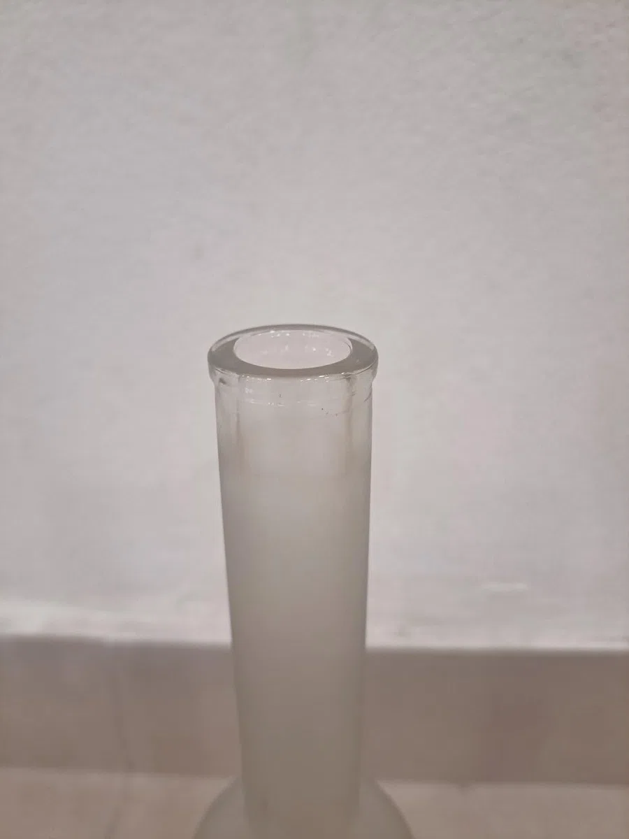 Bottiglia Satinata in Vetro per Limoncello, 500ml, con Tappo in Sughero, Set da 12 Bottiglie