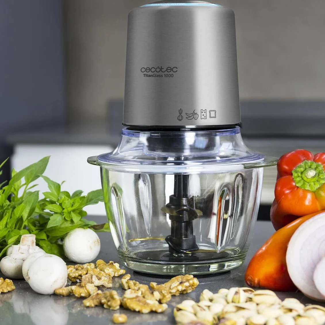 Cecotec Tritatutto Elettrico TitanGlass 1000 Max. Spatula 500W, 4 Lame Titanio, Tritura, Taglia, Affetta, ControlSpeed, Ciotola Vetro 1L, 2 Velocità, Pulse, Coperchio a Pressione, Lavastoviglie