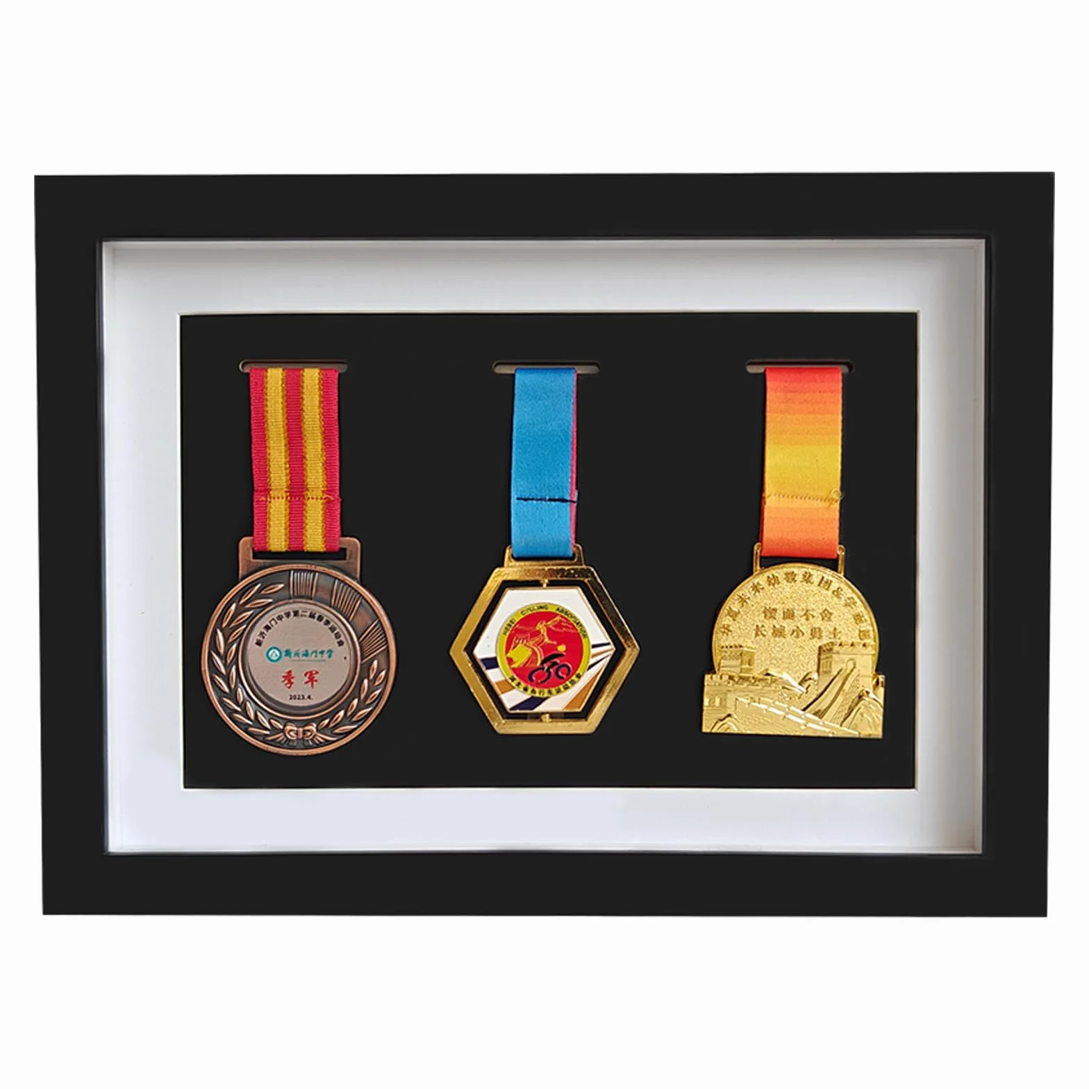 Scatola per medaglie in legno massello, espositore in legno per medaglie e badge d'onore, contenitore per medaglie di maratona, tre medaglie in una cornice nera, cornice 3D profonda per esporre