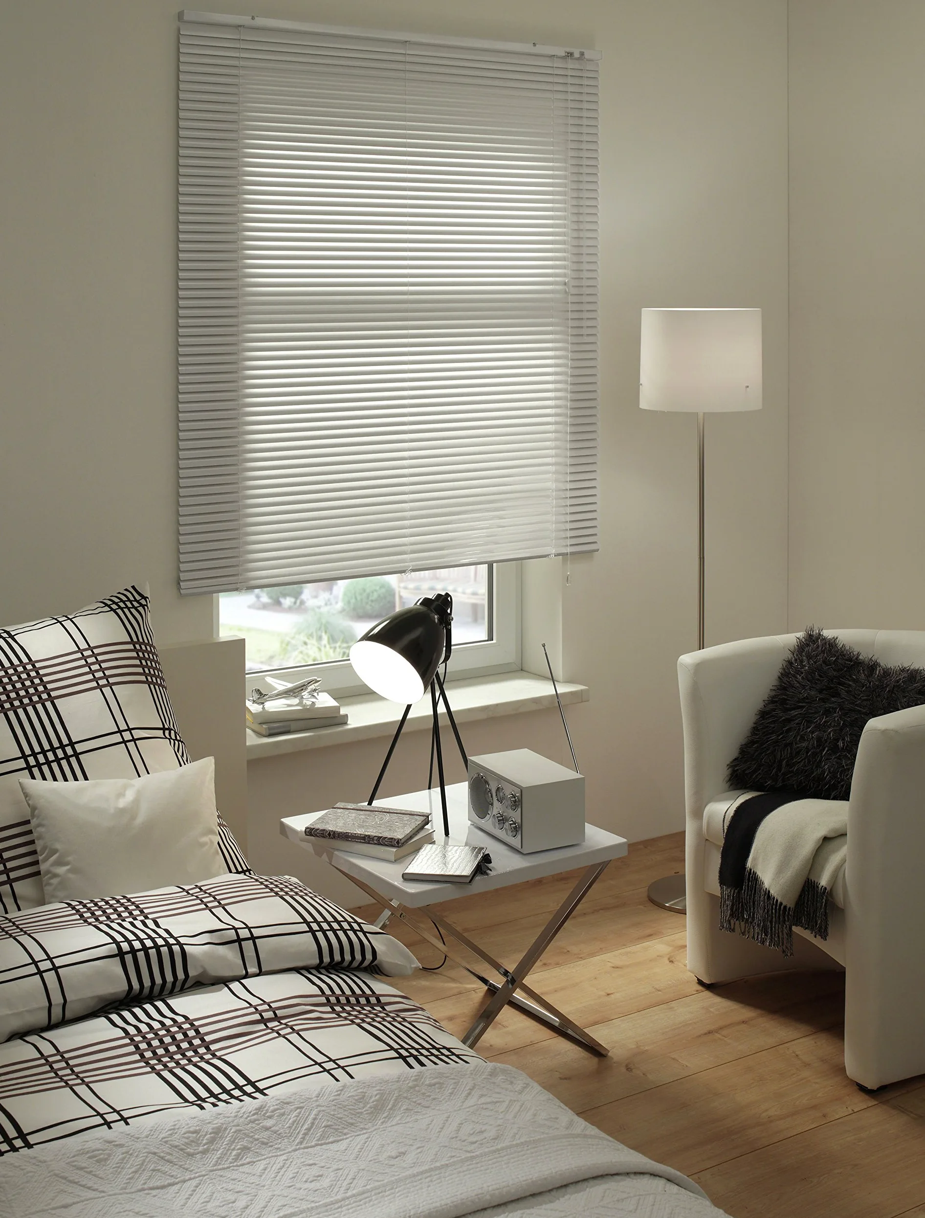 GARDINIA Veneziana in alluminio, Visibilità, Protezione dalla luce e ai raggi solari, Fissaggio al muro e al plafone, Kit di montaggio incluso, Bianco, 80 x 130 cm (LxA)