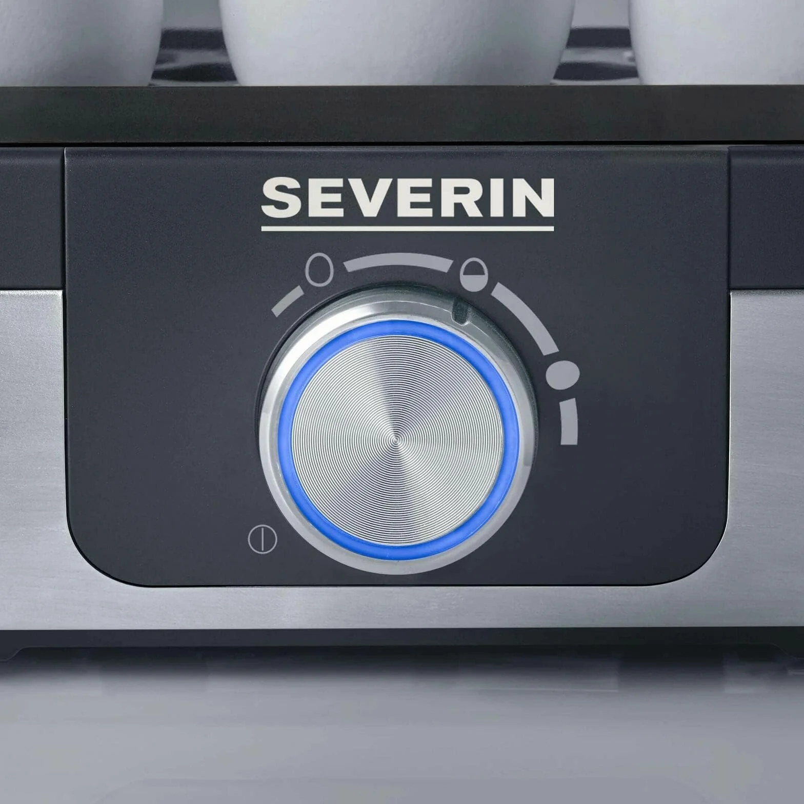 SEVERIN Cuociuova Per 3 Uova Con Controllo Elettronico Del Tempo Di Cottura, Incluso Misurino Con Forauova, Vari Livelli Di Cottura, Acciaio Inox Spazzolato/Nero, 300 W, EK 3163