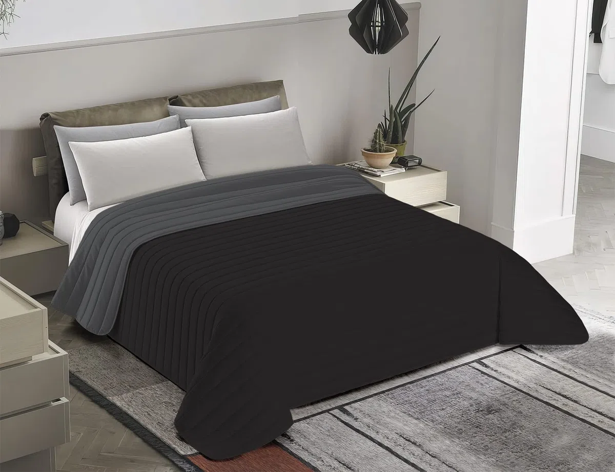 Banzaii Copriletto Una Piazza e Mezza 220x260 cm Primaverile, Trapuntino Matrimoniale Trapuntato Leggero, Trapunta Estiva Bicolore Reversibile Made in Italy - Grigio Scuro/Nero
