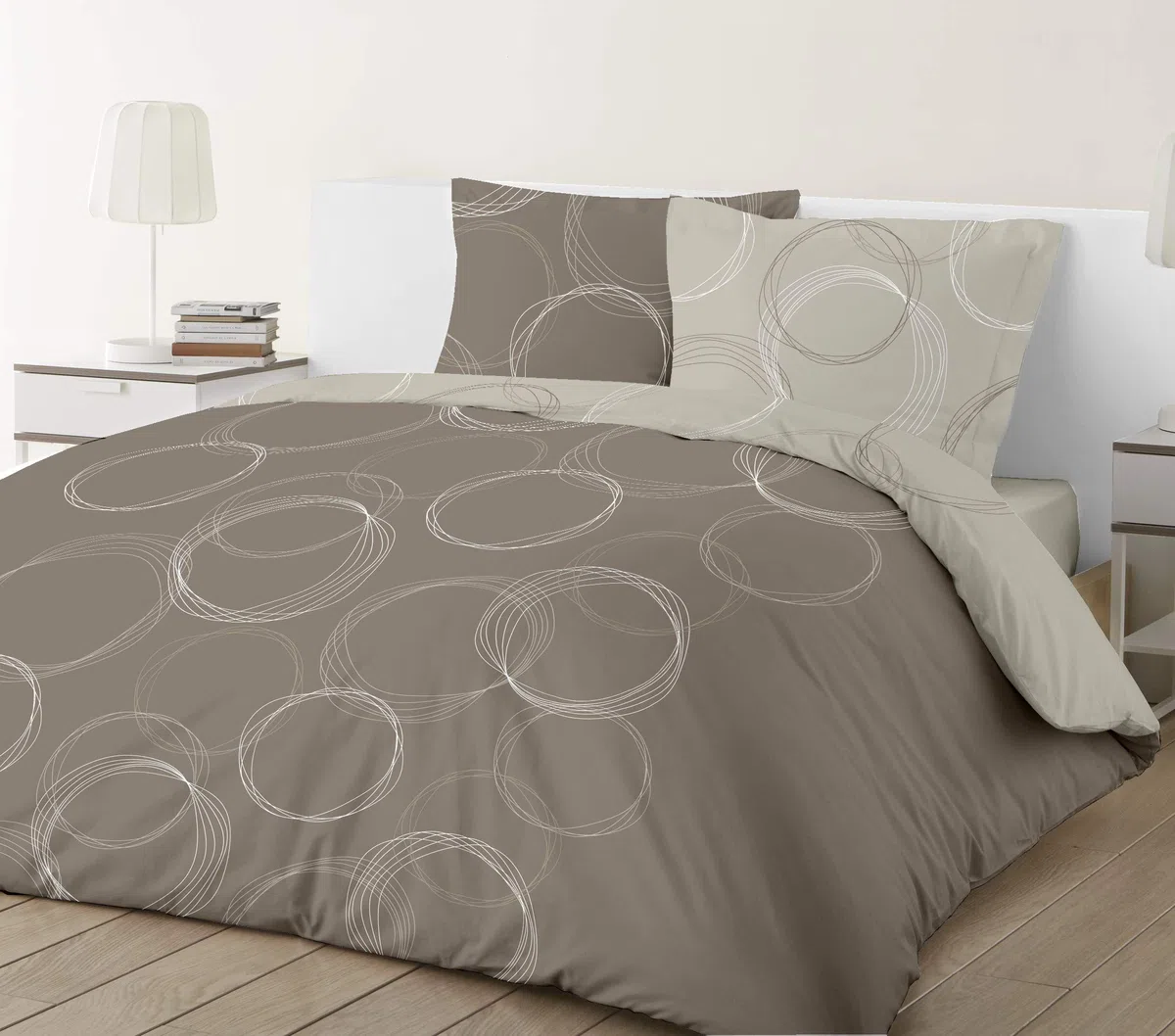 VISION LENNY marrone - 100% cotone - Set Copripiumoni matrimoniale reversibile 260 x 240cm con 2 federe 65 x 65cm per letto matrimoniale maxi - Tessuto morbido e confortevole - Certificato Oeko-Tex