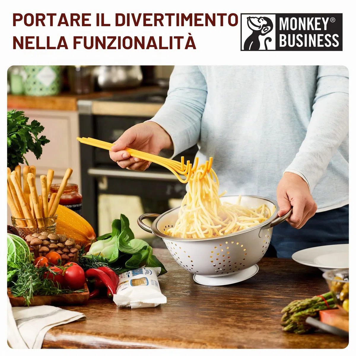 Forchetta a forma di spaghetti in plastica divertente/Forchetta per pasta da una serie di gadget da cucina ispirati alla pasta | Forchetta per pasta cool per afferrare e servire la pasta | Accessori