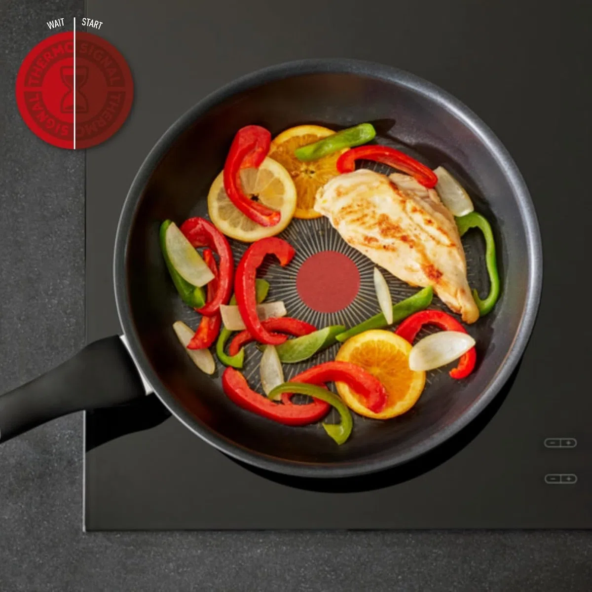Lagostina Intensive Pro, Wok Antiaderente 28 cm, Rivestimento Titanio Antigraffio, Cottura Rapida e Uniforme, Tecnologia Thermo-Signal, Wok Adatto a Tutte le Fonti di Calore Inclusa Induzione
