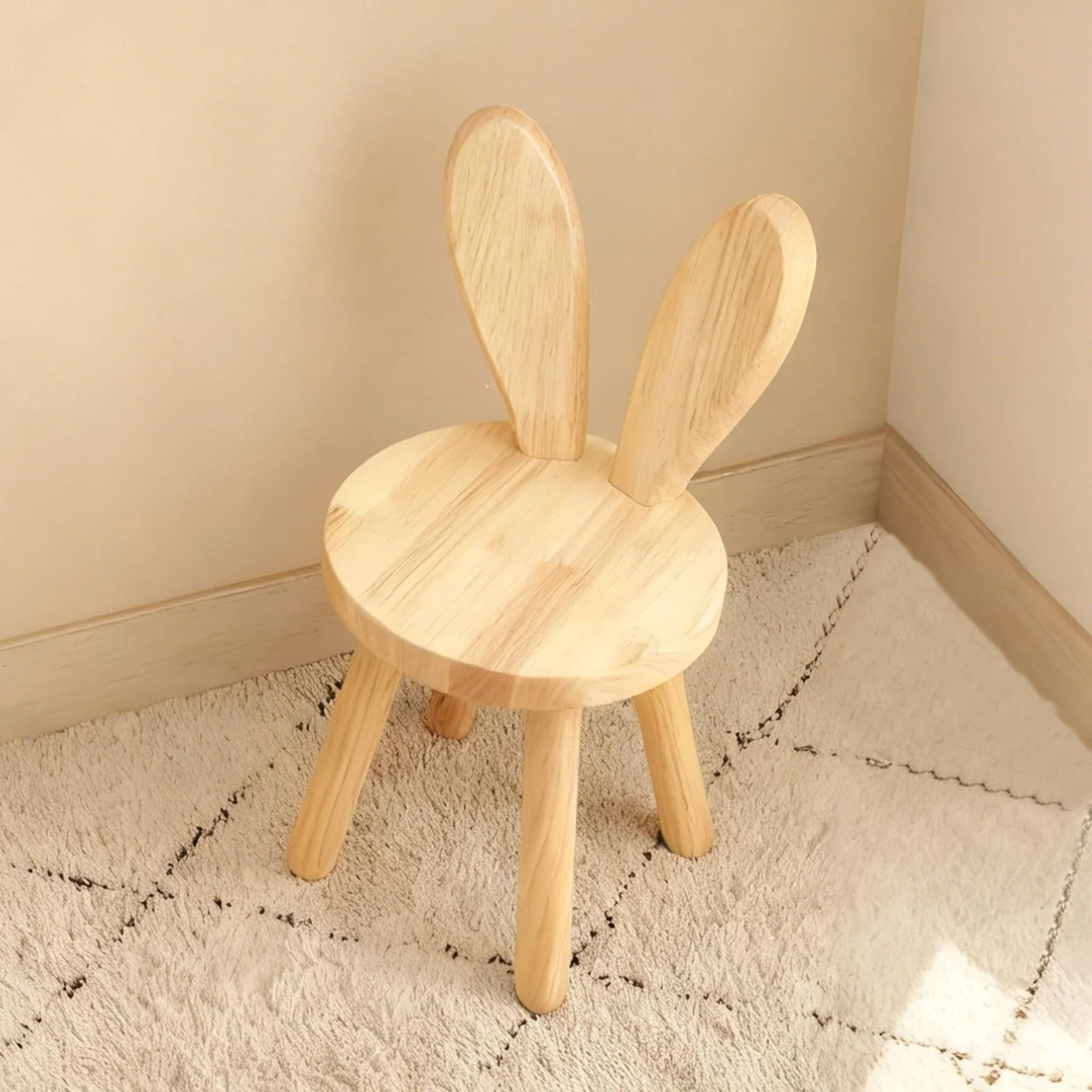 Sgabello Bambini in legno dai 3 anni in su, in legno massiccio, sedia bambini per cameretta dei bambini, 45 x 26 cm, con orecchie di coniglio, schienale per bambini, in legno, per mangiare, leggere