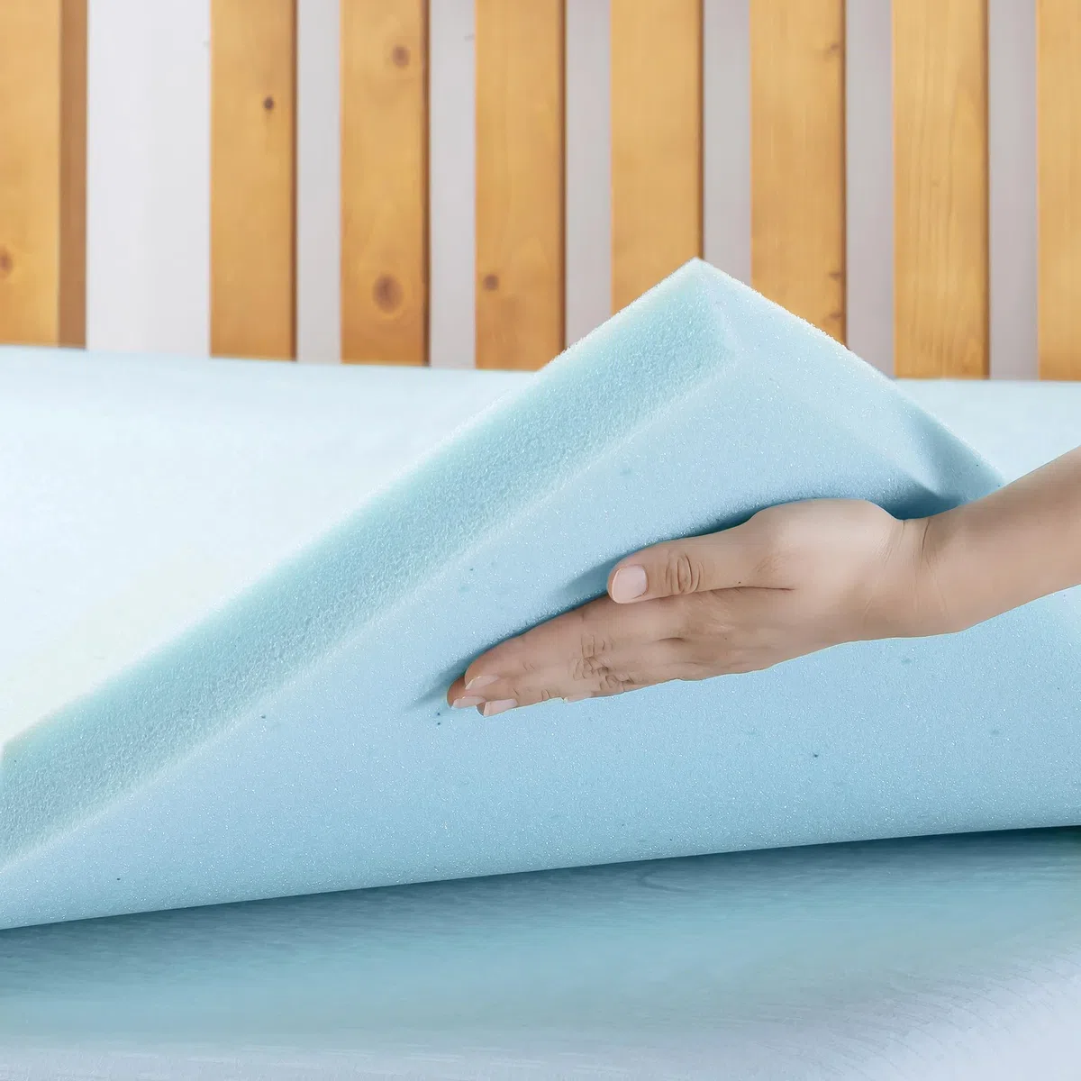Best Price Mattress Topper in memory foam ventilato da 3,8 cm, con infusione di gel rinfrescante, certificato CertiPUR-US, gemello