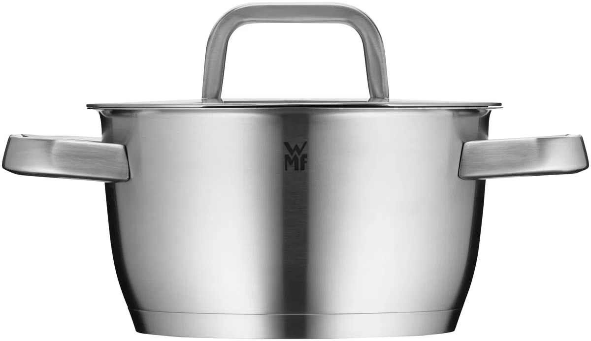 WMF Iconic - Pentola piccola da 18 cm, coperchio in acciaio inox di alta qualità, a induzione da 2,3 l, con manici che riducono il calore, in acciaio inox Cromargan lucido, non rivestito