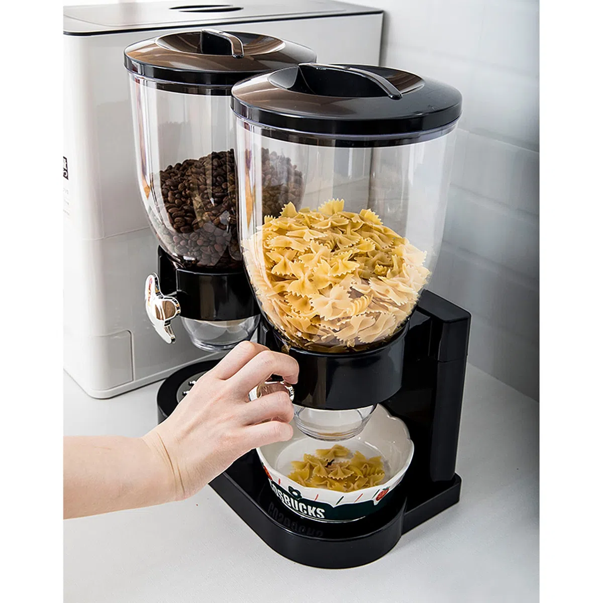 Doppio plastica Doppio dispenser per cereali Cornflakes, dispenser per cereali, cereali, Dry food Cereal dispenser double canister, Clear canister Fresh Candy titanio chicchi di stoccaggio (Nero)