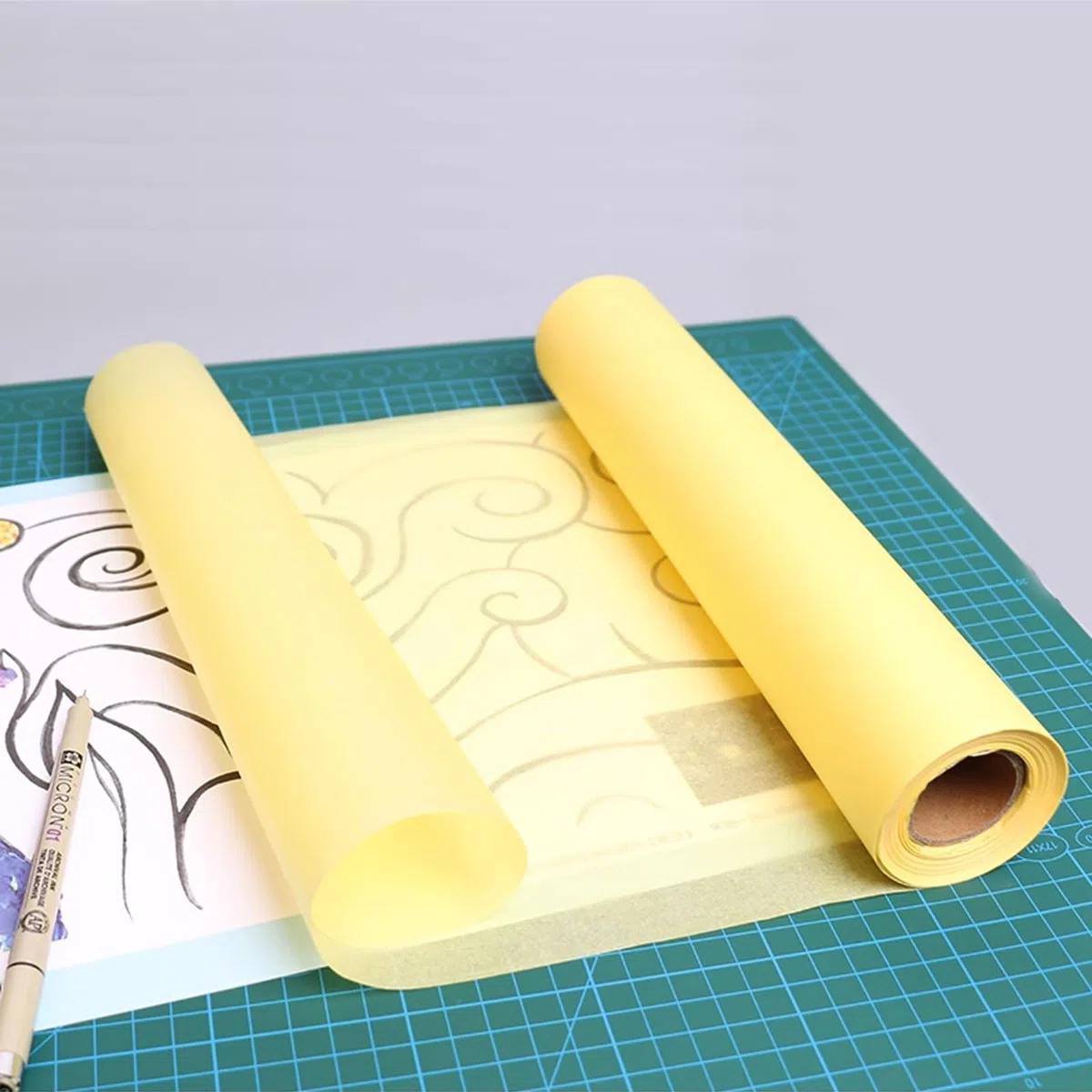Carta da Lucido Giallo Traslucido per Schizzi e Design, 31 cm di Larghezza, Ritagliabile A3 A4, Alta Trasparenza al 78% con Scrittura Chiara