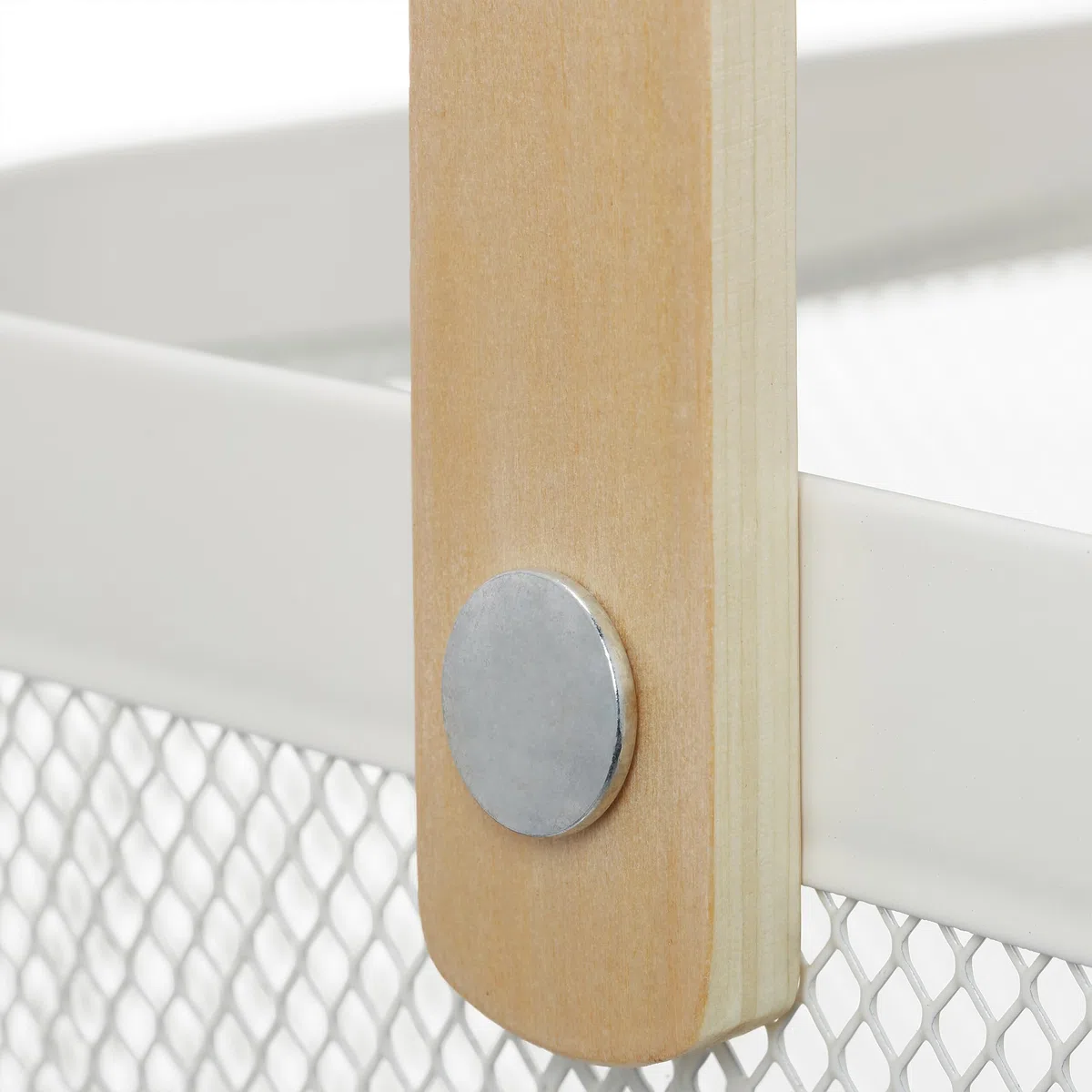 Relaxdays Cestino Metallico Portaoggetti a Rete Quadrato, Set 2 Cesti con Manico in bambù, HLP: 17,5x26x24,5 cm, Bianco