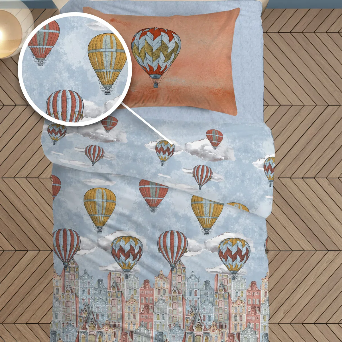 PENSIERI DELICATI Parure Copripiumino Singolo 100% Cotone, Completo di Sacco 155x200cm e 1 Federa 52x82cm, Made in Italy, Copripiumino Lavabile In Lavatrice A 40°, Fantasia Volare Arancio
