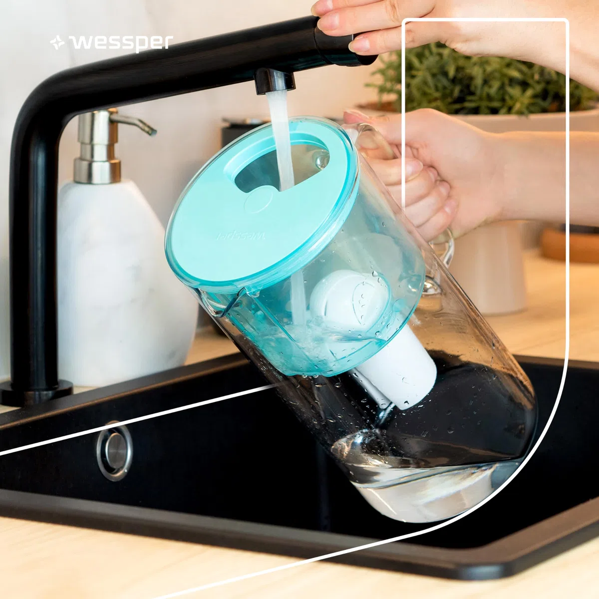Wessper Caraffa Filtrante 2,5 litri, set di caraffa filtrante vetro con 2 filtri classic, caraffa acqua compatibile con Brita Classic, Dafi Classic – Menta