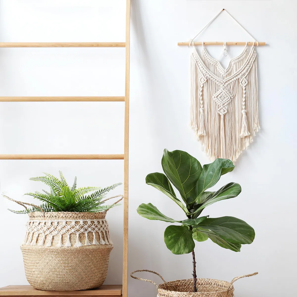 Mkouo Macramé Attaccatura a muro Driftwood Decor Boho Chic Bohemian Decorazione domestica tessuta, 17" W x 26" L