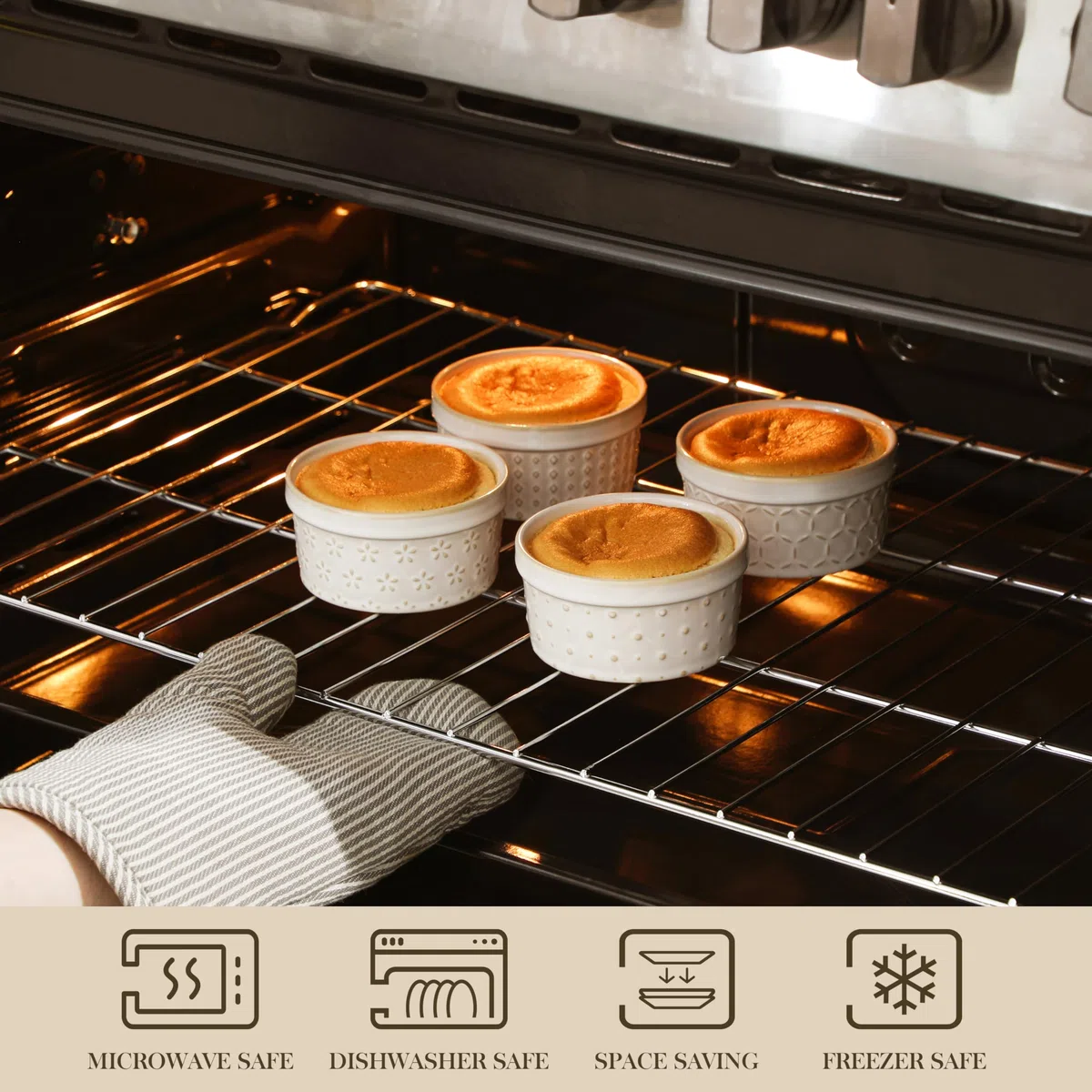 MALACASA Set di 4 Pirottini per Soufflé 180 ml con Coperchio, Ø 10,1 x 5,1 cm, Ciotoline e Stampini Rotondi da Forno in Porcellana per Dolci, Soufflé, Merenda e Snack, Bianchi, Adatti a Lavastoviglie