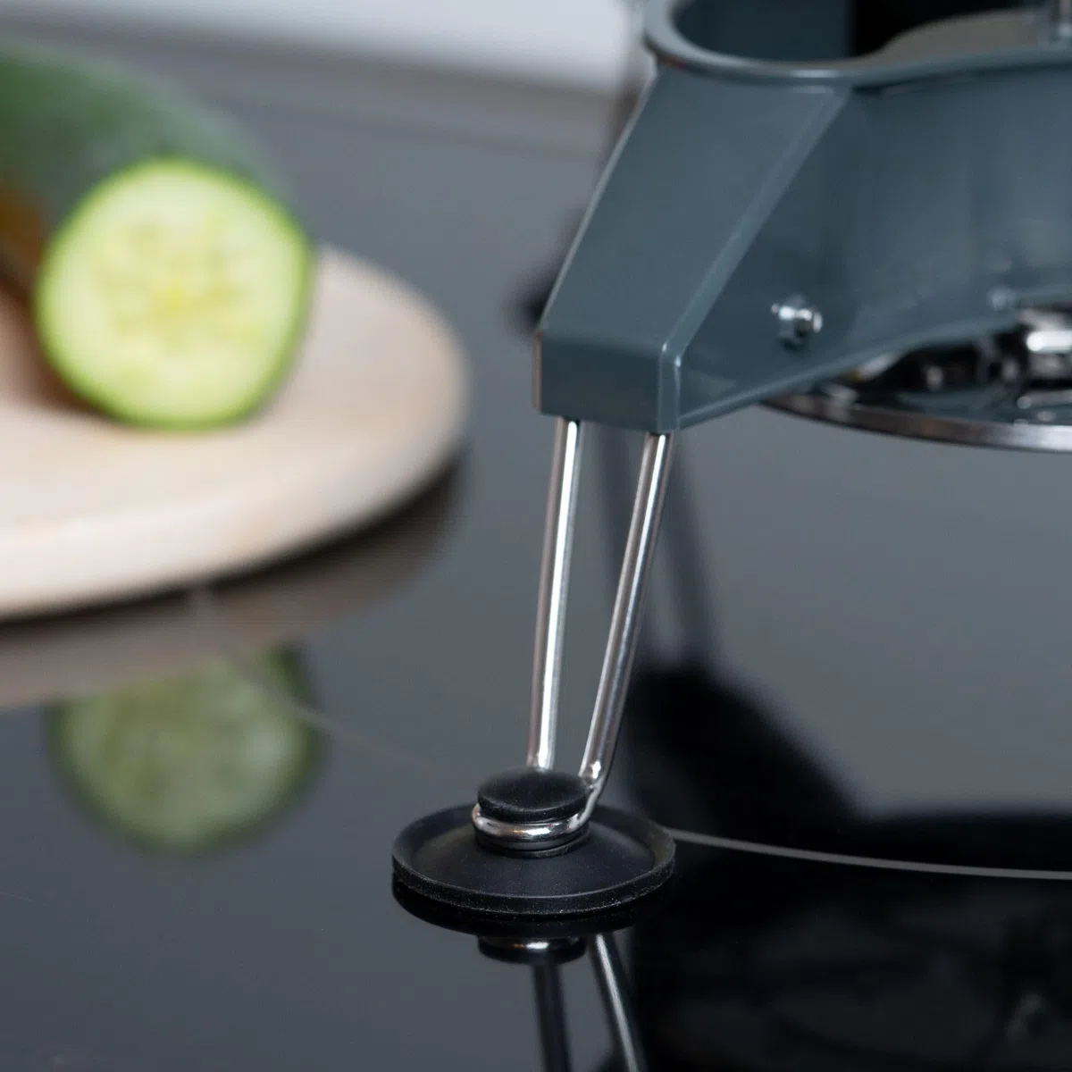 Westmark Affetta-verdure con 3 dischi, Lame in acciaio inox, Schnitzel Mouli, Antracite/Argento/Rosso, 11712260
