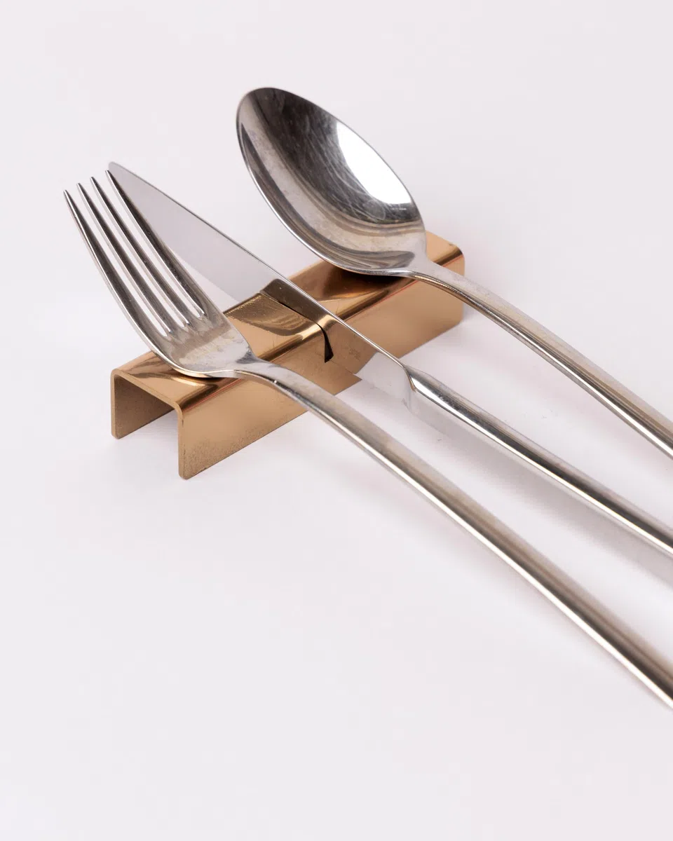 Set poggiaposate rettangolare da tavolo acciaio INOX, porta 3 posate inossidabile, Design Elegante, Idea Regalo per Mise En Place di lusso per ristorante forchetta, coltello e cucchiaio (Oro, 4)