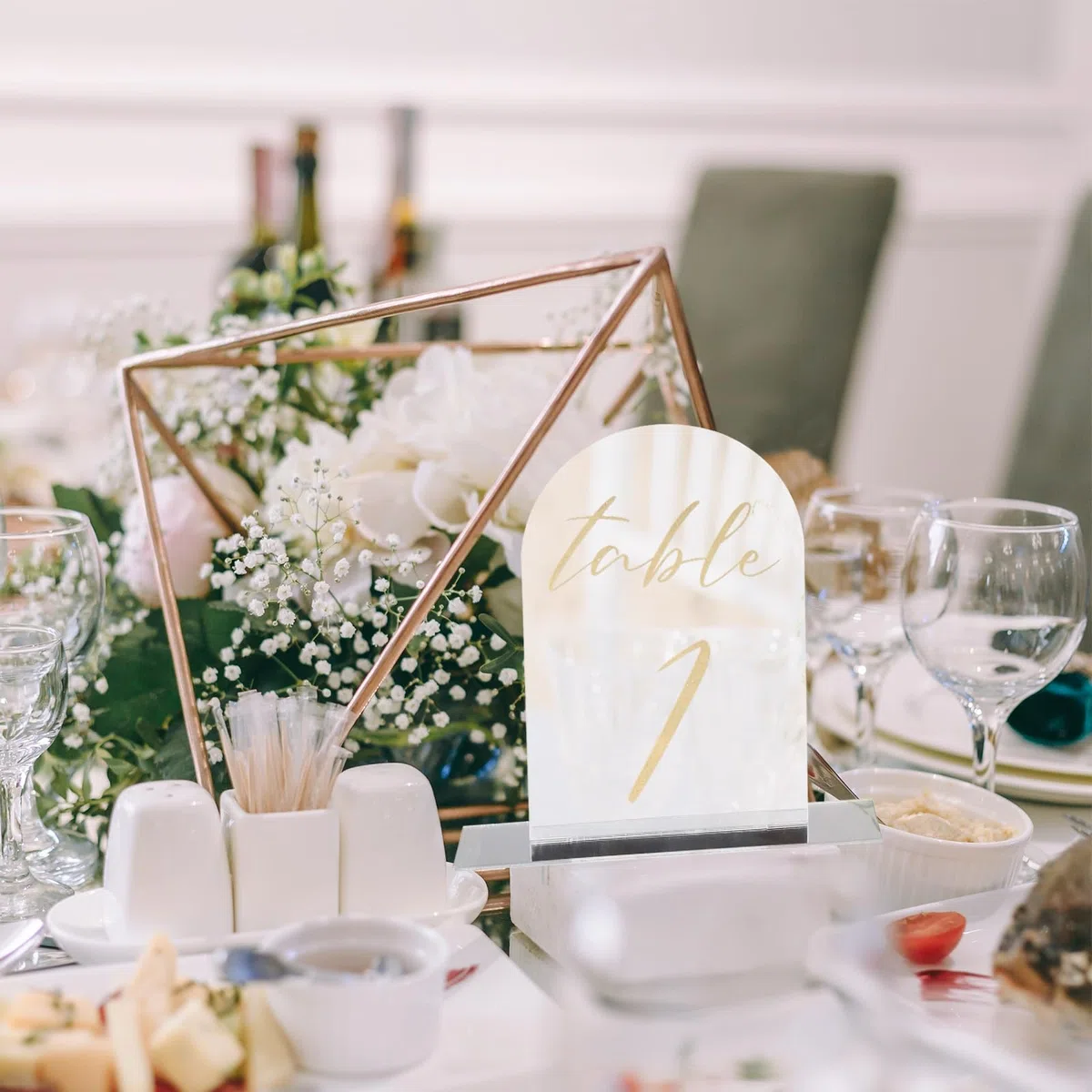 PATIKIL Numero Tavolo Matrimonio 1-15, Segnaletica in Acrilico 6"x4" con Supporto per Matrimoni Ricevimenti con Stand Feste Eventi Centrotavola, Sfondo a Specchio a Doppia Faccia Testo Oro