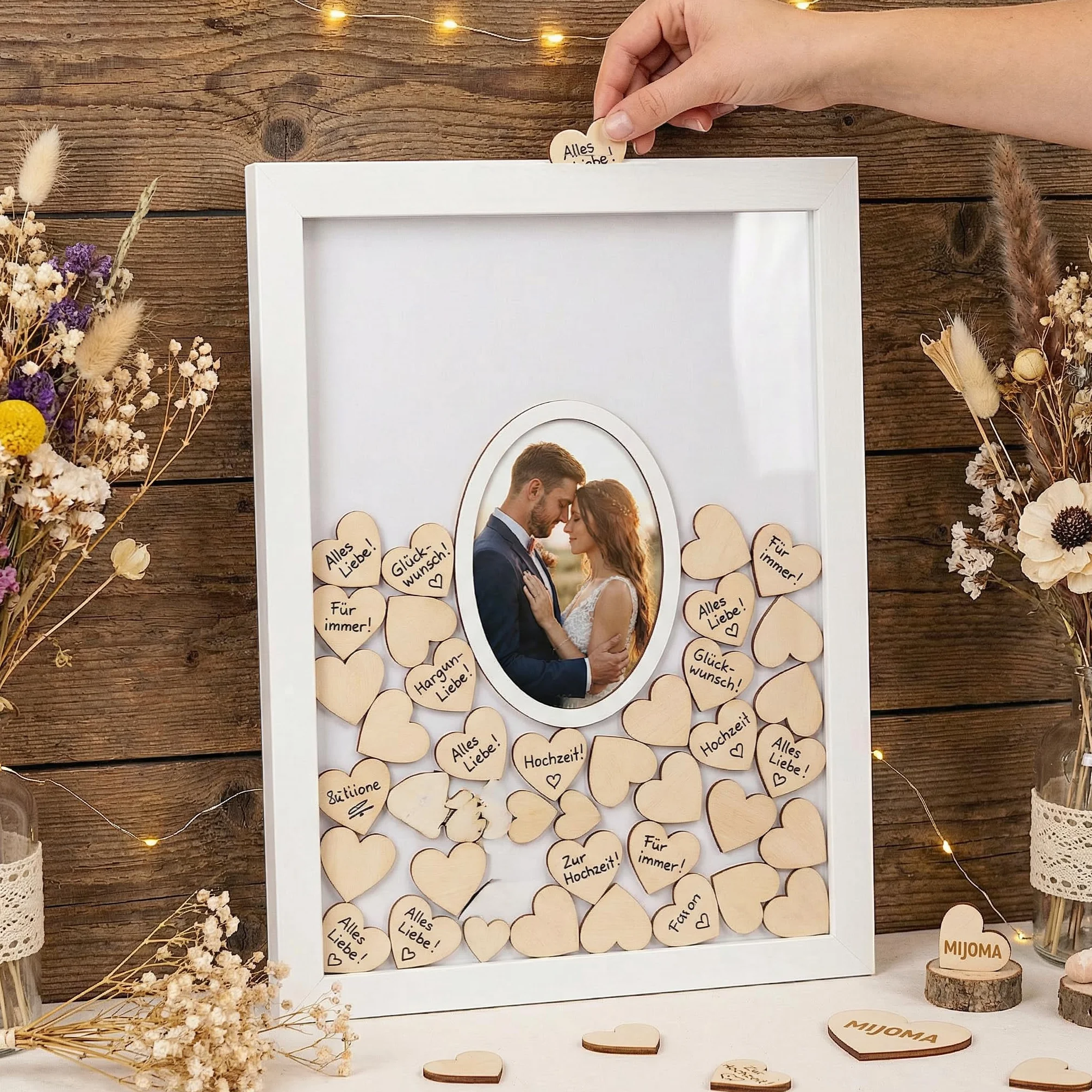 MIJOMA Libro degli ospiti - Cornice portafoto con 72 cuori in legno per matrimoni e feste, opere d'arte personalizzabili, bianco/naturale