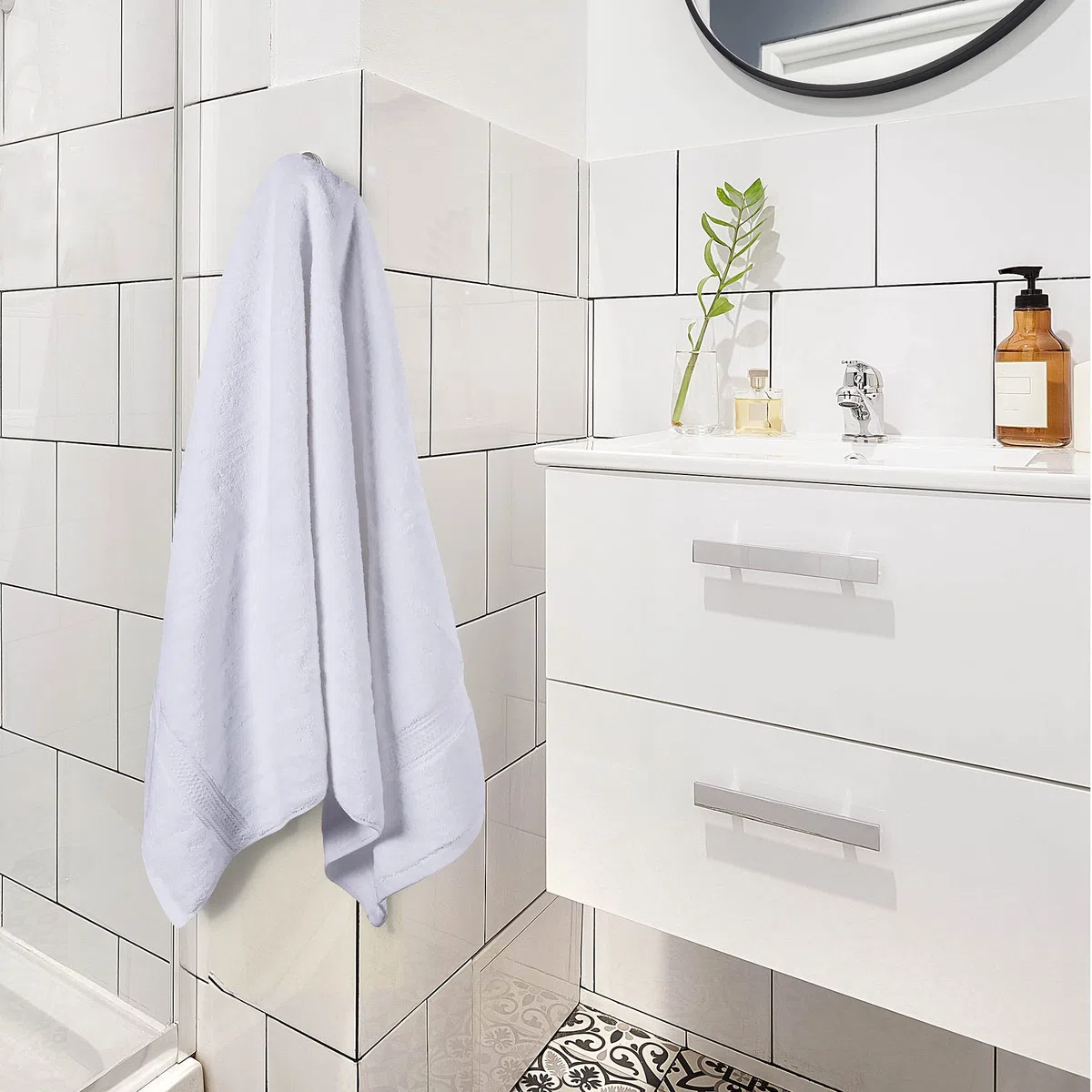 Utopia Towels - 4 Set Asciugamani da Bagno (69 x 137 cm) - Asciugamani in Cotone per Hotel e Spa, Massima Morbidezza e assorbenza (Bianco)