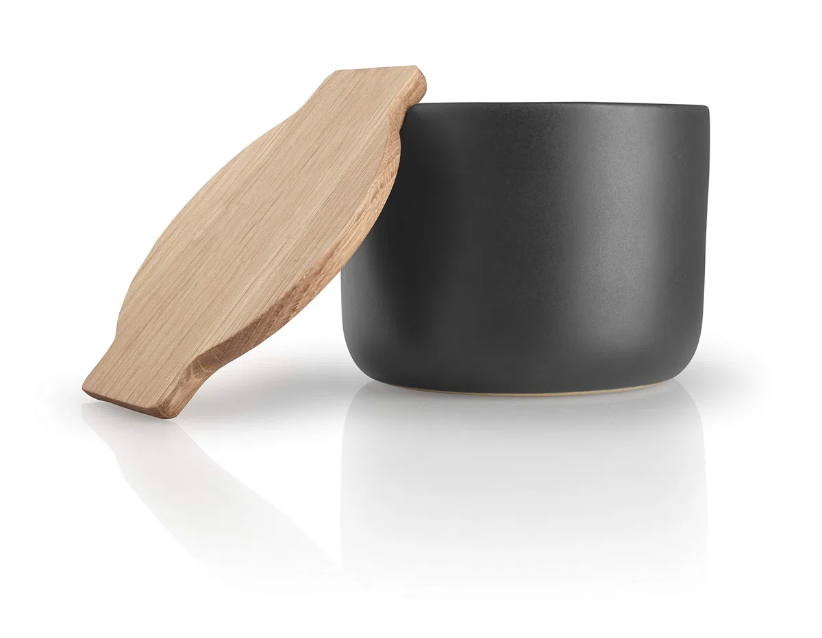 EVA SOLO | Saliera da cucina nordica con coperchio in rovere | Elegante sia per l'uso in cucina che per il servizio in tavola | Design e funzionalità danesi | Strumenti Gadget e accessori da cucina