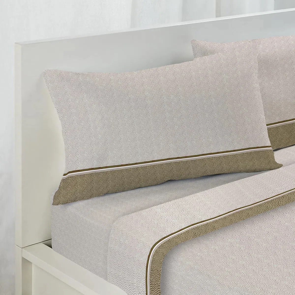 Set Lenzuola Made in Italy, Completo Letto Matrimoniale - 100% Cotone Lenzuolo Sopra 250x290 cm, Lenzuolo Sotto con Angoli 180x200x25 cm e 2 Federe 52x82 cm - per Tutte le stagioni (Tortora)