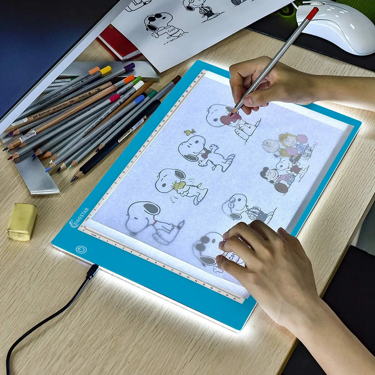 XIAOSTAR A4 LED Tavoletta Luminosa Copia Board Super Sottile Light Box Disegno Pad Tavolo Tracciante Cavo Type-c interfaccia Luminosità Regolabile per Artisti (blu scuro)