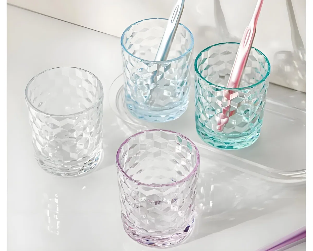 Bicchieri per acqua in plastica Tritan infrangibili che sembrano vetro Lavabili in lavastoviglie Bicchieri per bevande in plastica per bambini senza BPA 250 ml Confezione da 6