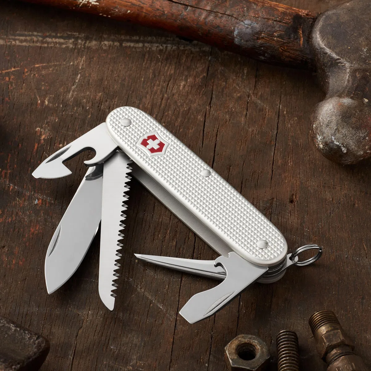 Victorinox Farmer Alox, 9 funzioni (lama grande, apriscatole, apribottiglie)