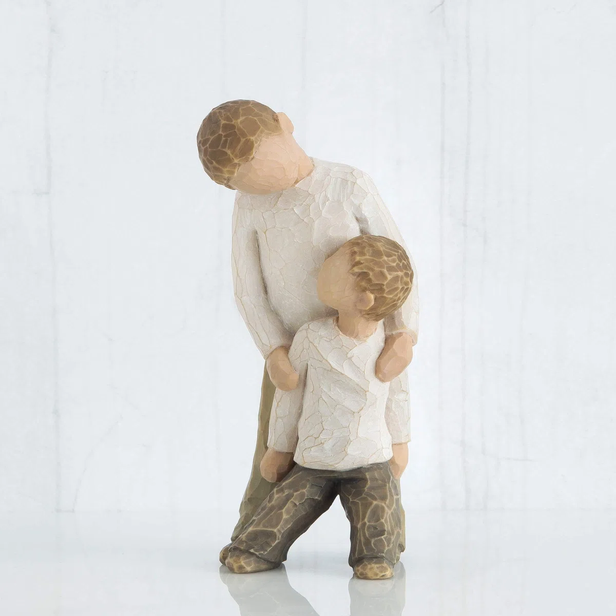 Willow Tree Fratelli Resina, Design di Susan Lordi, Naturale, 3.81 x 3.81 x 12.7 cm