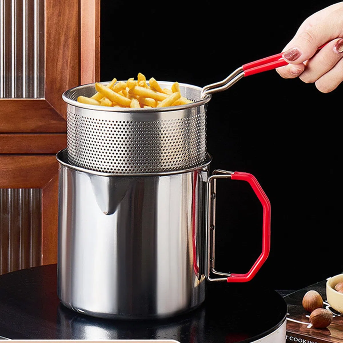 Pentola per Friggere con Manico E Filtrante per Uso in Cucina, Style a Basket