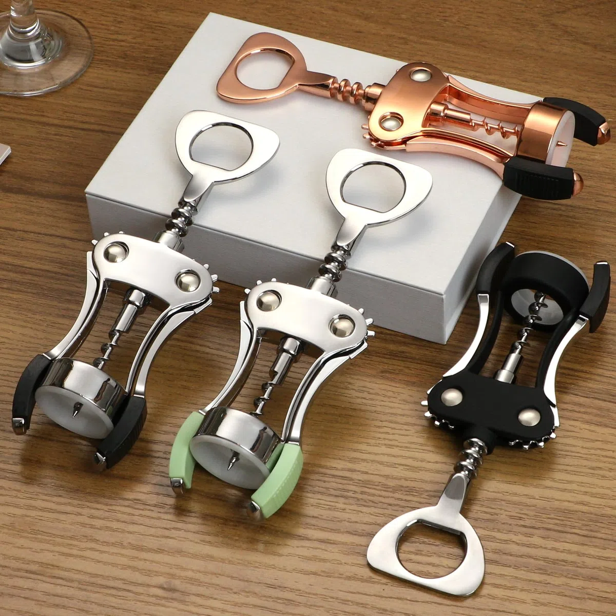 KORCCI Apribottiglie di vino, in lega di zinco, cavatappi ad ala resistente, apribottiglie a vite in sughero per baristi, apribottiglie multifunzione per cucina, ristorante, bar, camerieri