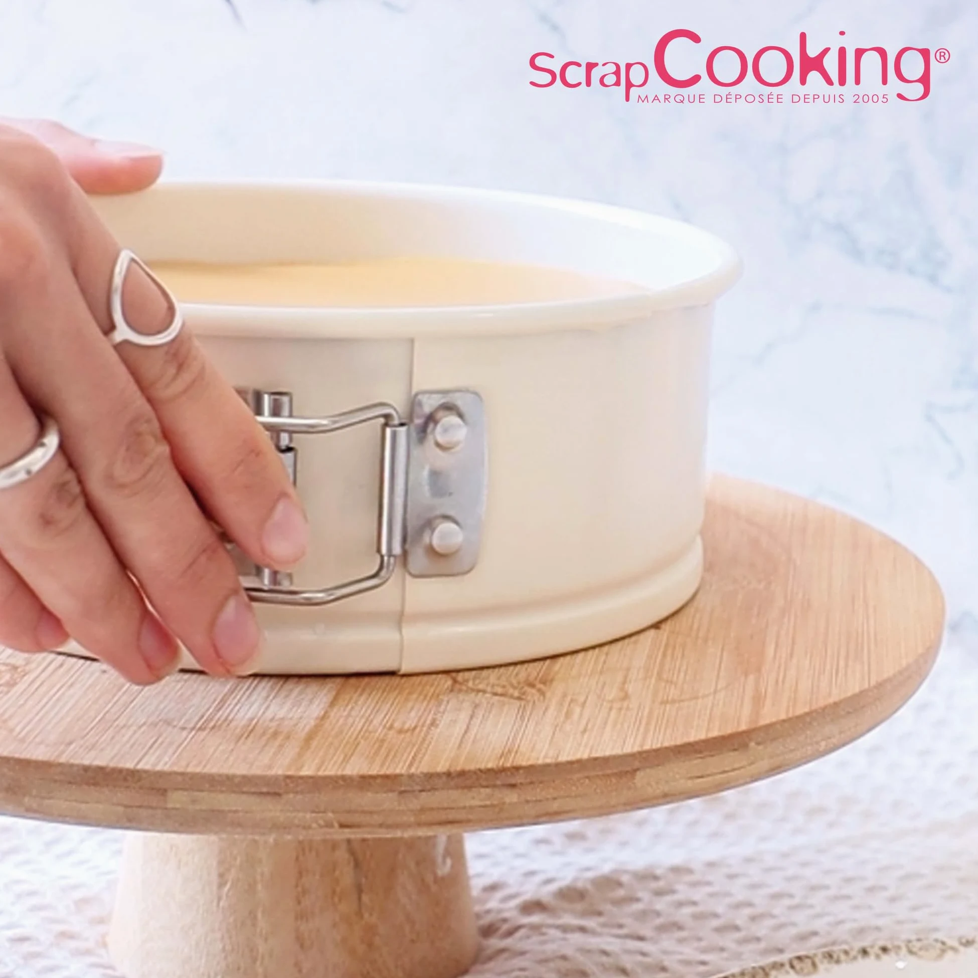 ScrapCooking 1295 - Stampo antiaderente in metallo, diametro 18 cm, stampo rotondo per torte, pasticceria