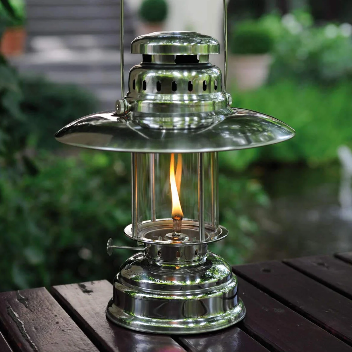 FLAMMBURO 6 Litri di Olio per lampade a Olio, lampade a Petrolio, torce da Giardino, Candele a Olio, Candele a Olio – 6 x 1 litro = 6 Litri