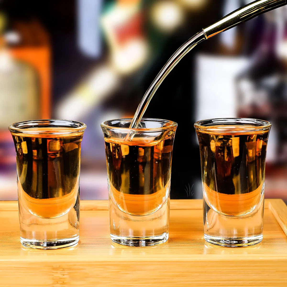 SuproBarware 24 Bicchieri da Shot in Vetro da 3cl, bicchierini liquore, bicchieri amaro con base pesante -Lavabili in Lavastoviglie, Ideali per Feste