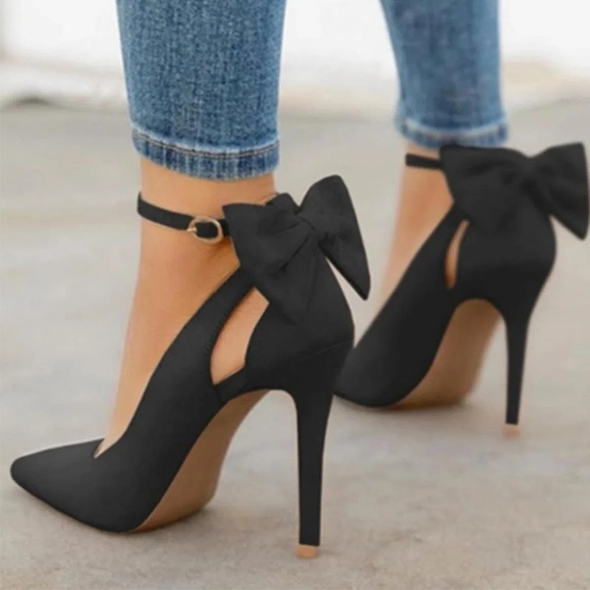 Donne a Punta Punta Tacchi Alti Donna Tacchi Sottili Signore Sexy Pompe da Donna Fibbia Cinturino Femminile Moda Bowknot Scarpe Size 37-40