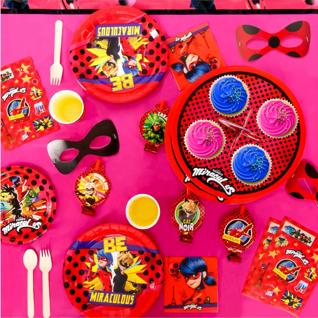 Kit per Festa di Compleanno Miraculous Ladybug in una Scatola - Celebrazione, Festa di Compleanno, Bambini Piccoli - Oltre 100 Pezzi - Gatto Nero - Articoli per Feste - Kit Completo Ufficialmente