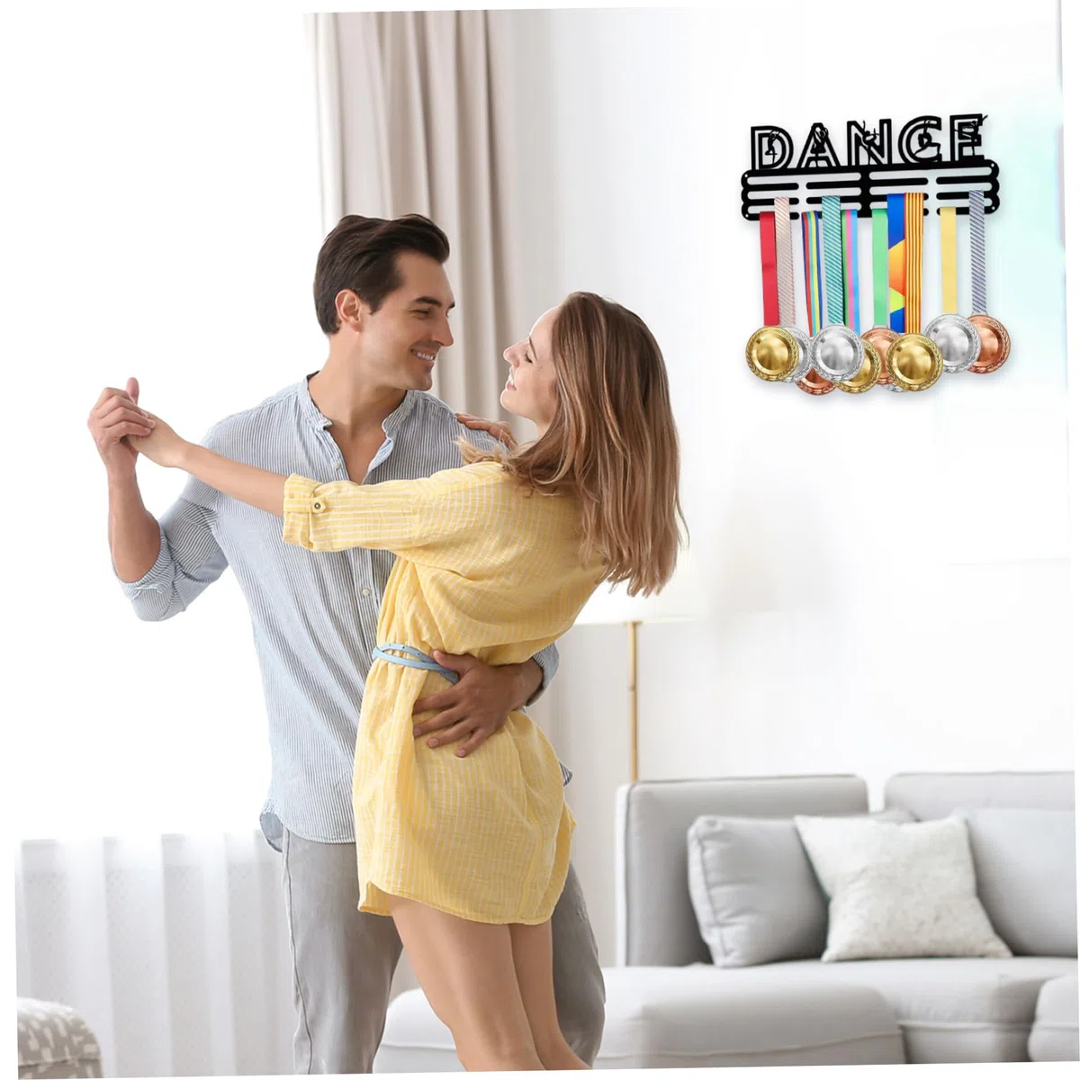 Porta medaglie da Danza, espositore per medaglie in Metallo da 16 x 6 Pollici, espositore per Spille da Ballo Montato a Parete per casa, Ballerini