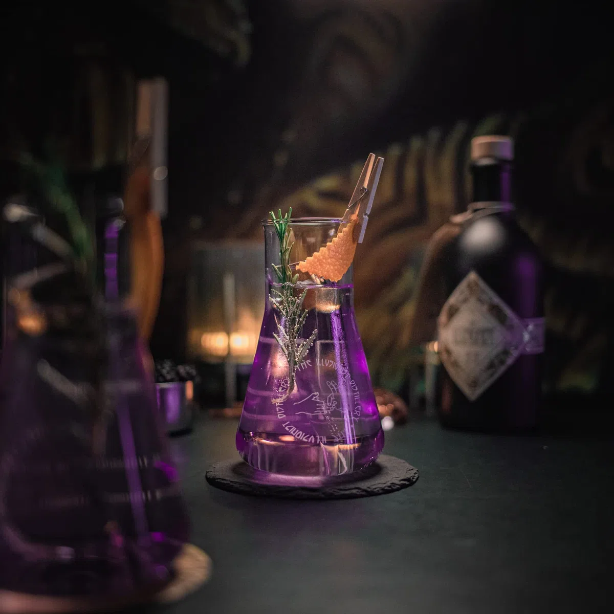 The Illusionist Distillery Bicchieri | Set da 6 Bicchieri Gin & Tonic | Premium Becher Erlenmeyer | Perfect Serve | 250ml