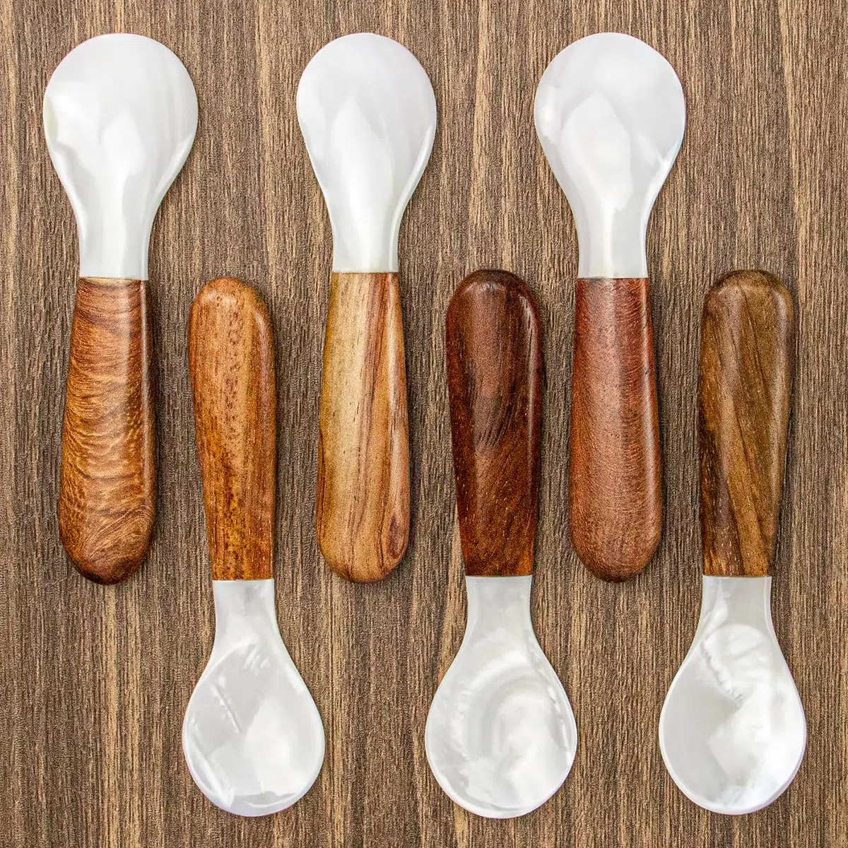 DUEBEL Set di 6 cucchiai di caviale con manico in legno, 12 cm, cucchiaio in madreperla per caviale, riserve uova, catering