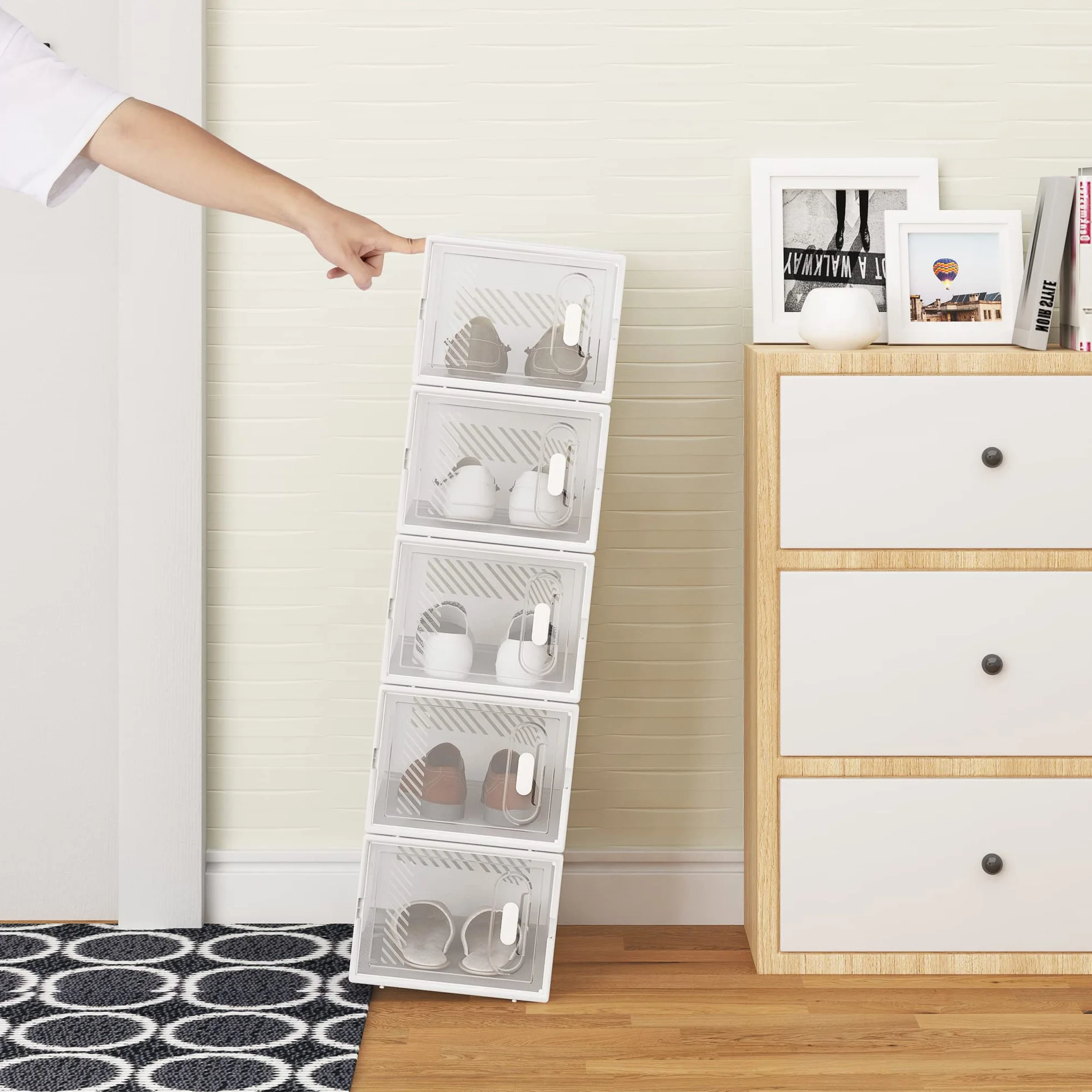 WOLTU Set di 8 Scatole per Scarpe Contenitore Portascarpe Scarpiera Organizzatore Portaoggetti Impilabile Salvaspazio Coperchio Magnetico Plastica Trasparente Bianco 35x25x19cm