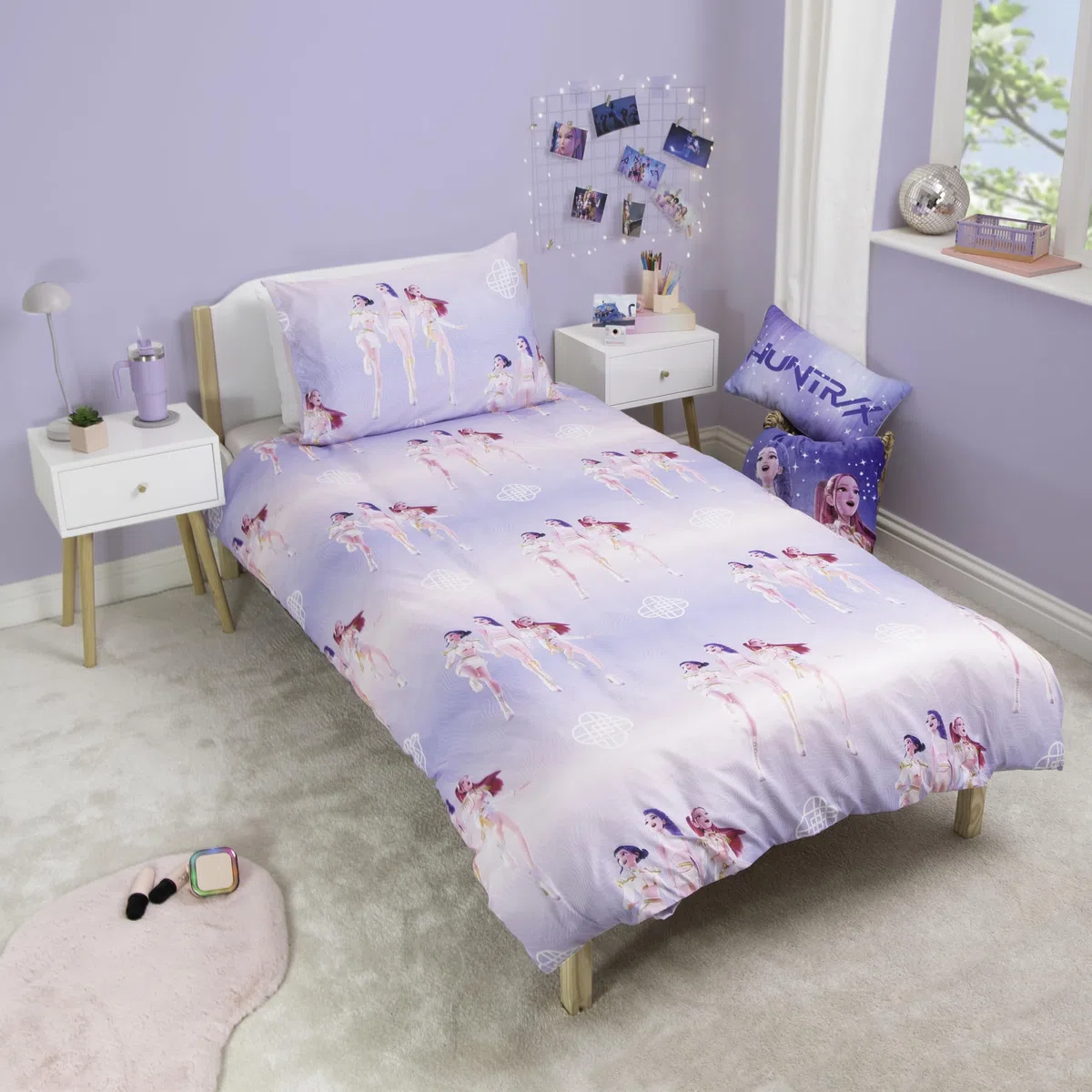 Set copripiumino singolo con licenza ufficiale K Pop Demon Hunters | Design Soundtrack, biancheria da letto reversibile su 2 lati, include federa coordinata | Perfetto per la cameretta dei bambini