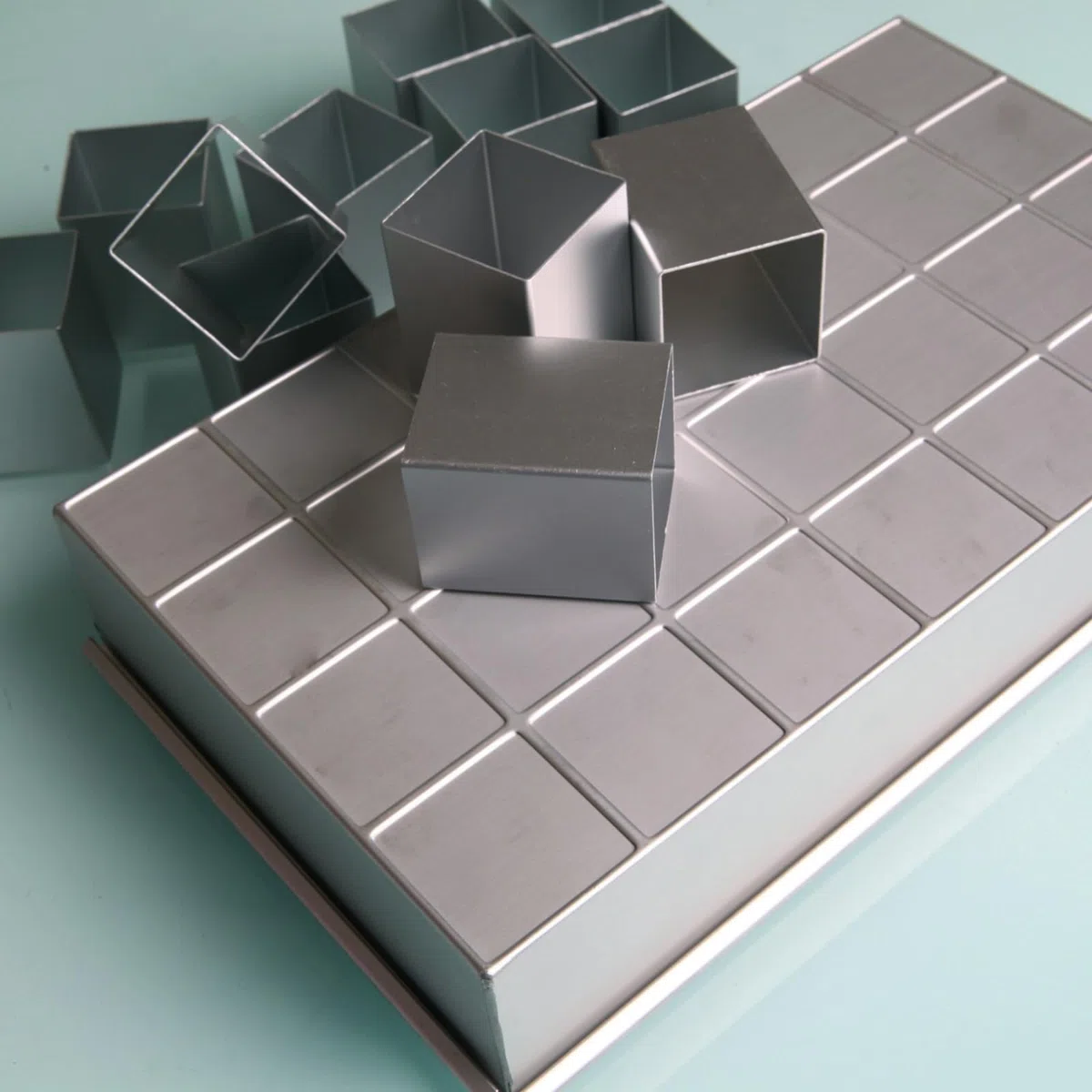 Stampi per torta rettangolari portatili in lega alluminio, teglia con rivestimento antiaderente, strumento per decorare torte, padella quadrata rimovibile